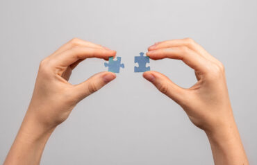 puzzle-pieces-closeup-merge